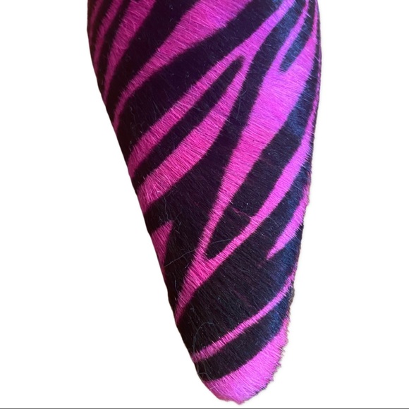 Hot pink zebra print heels - Picture 3 of 4